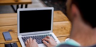 8 Essential Things to Consider Before Starting A Blog